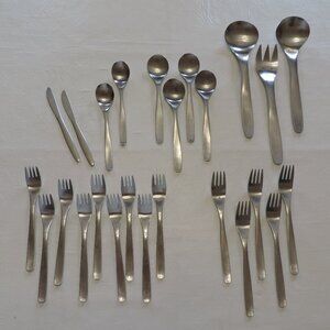 RUSSELL WRIGHT Japan Hull Stainless Flatware Misc Pieces Mid Century Mod 1 owner